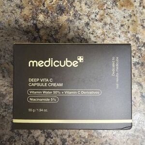 MEDICUBE Deep Vita C Capsule Cream